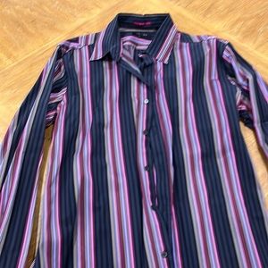 Yes baker large shirt